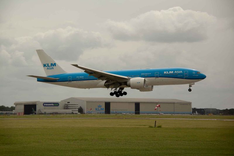 KLM Asia B777